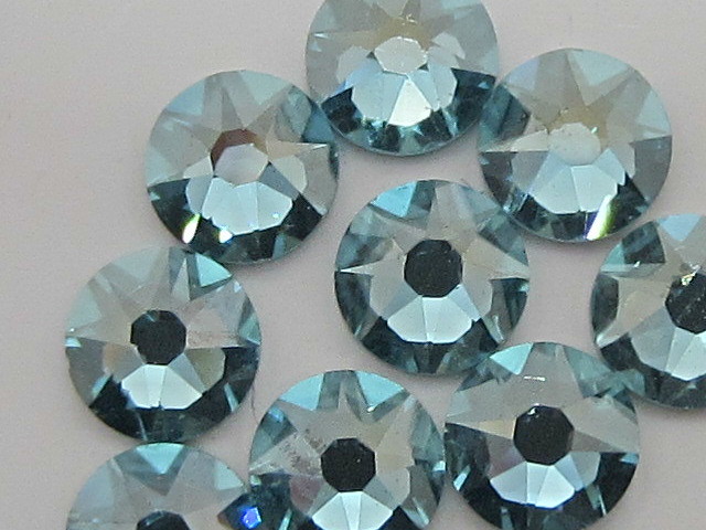 72 pcs. 20ss AQUAMARINE CHAMPAGNE FLATBACK European Rhinestones